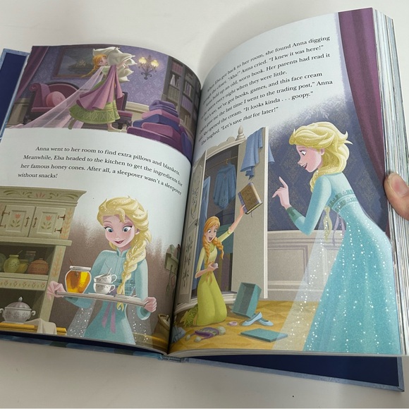 Disney’s Frozen 5 Minute Stories Kids Book - Picture 12 of 12